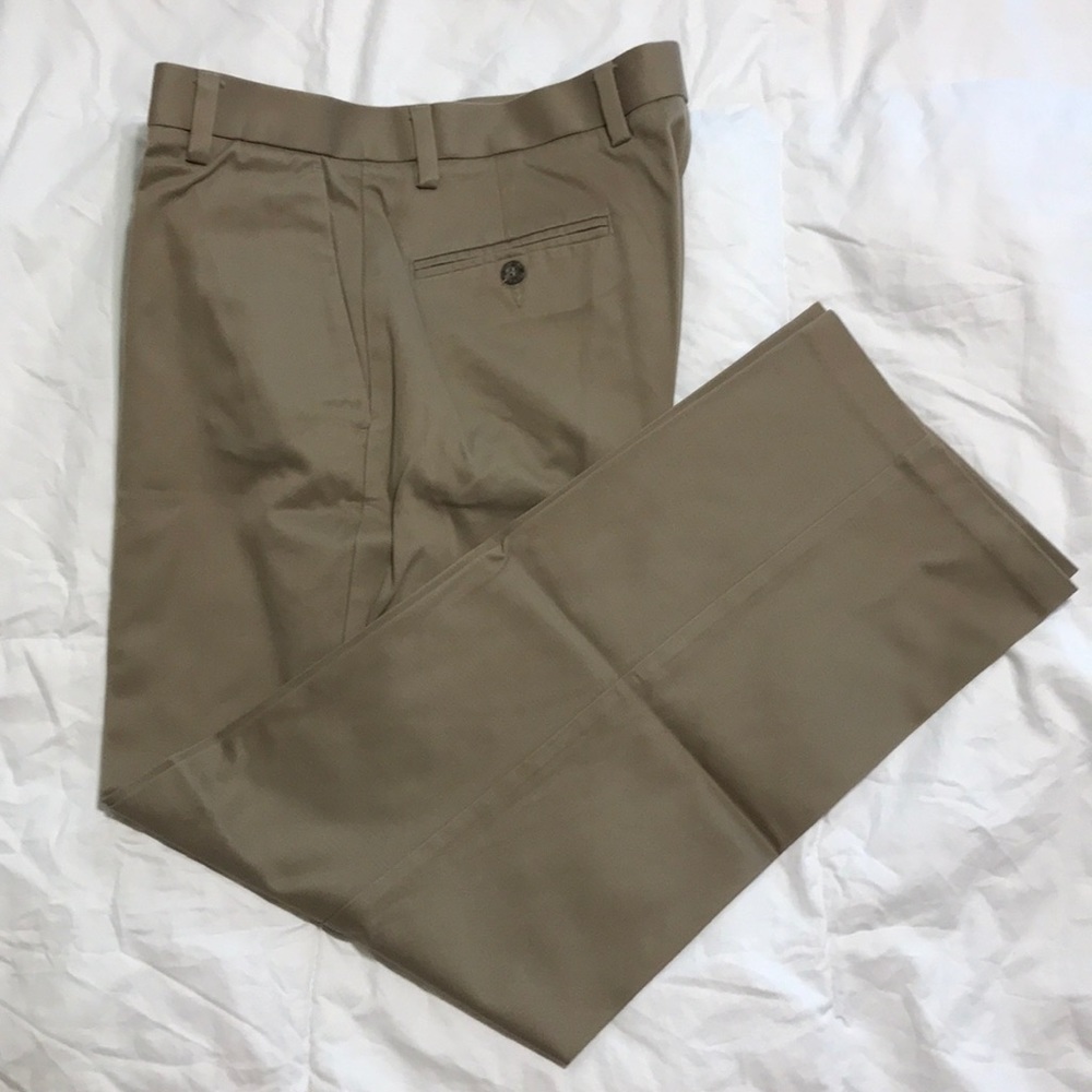 34x30 Tan Dockers D3 Classic Fit Khakis
